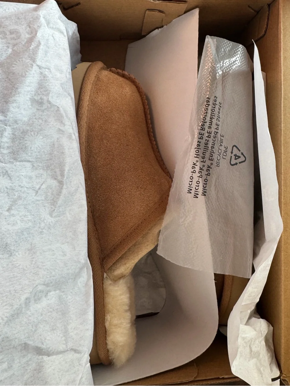 UGG Keegan Chestnut Shearling Slide Slippers Kids 13M Suede Leather NWT Cozy